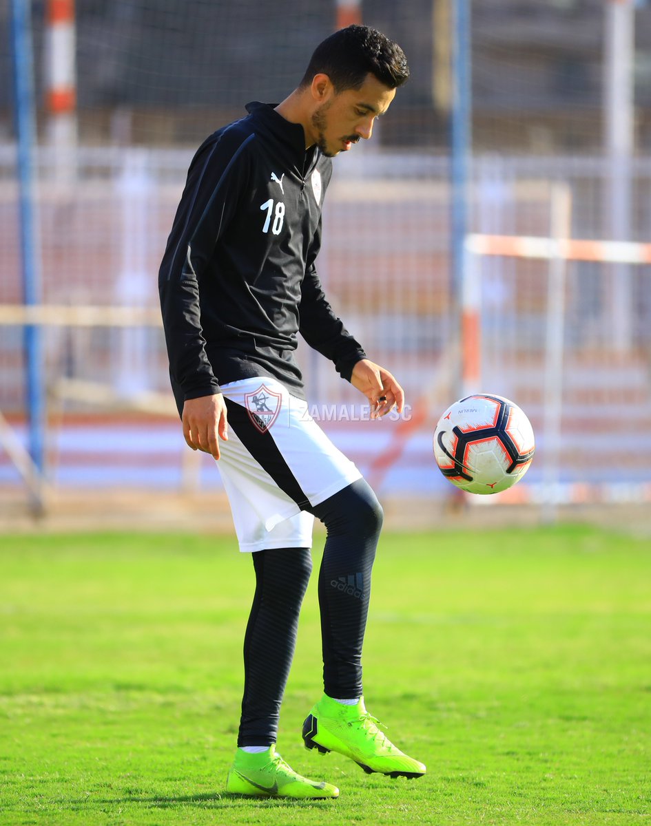 ZSCOfficial's tweet photo. الزمالك يخوض مران اليوم استعداداً للمباراة القادمة مع وصيف الدوري. ⚽️💪🏽 https://t.co/uTqOApKlCQ