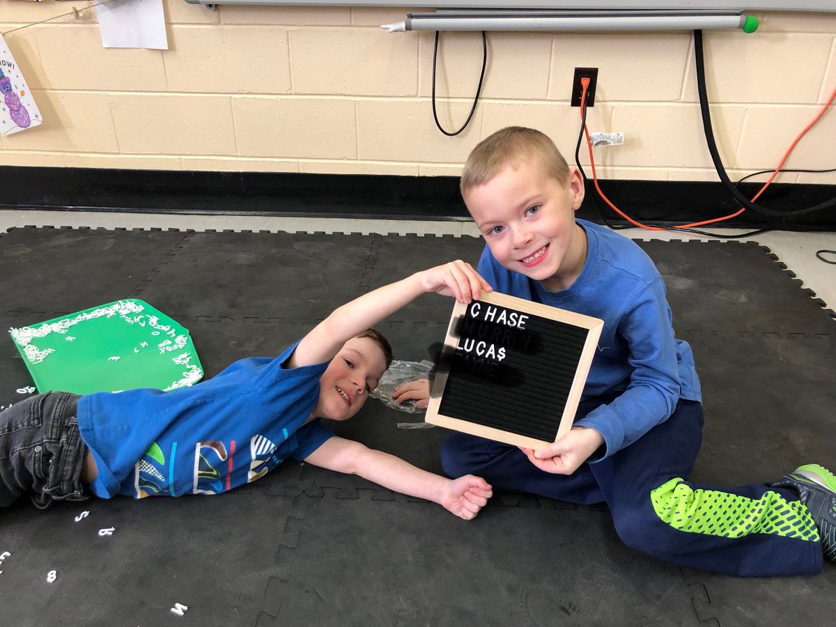 DeniseSher's tweet photo. Numeracy and literacy fun! #fdk #numbersets #wordwork #playbasedlearning https://t.co/OsHAm1pycR