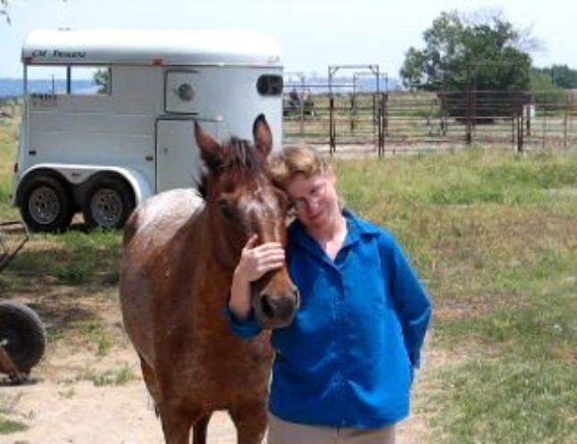 Trixie is blind in one eye, but this can be completely reversed with surgery, If you can, please cross post or donate. Thank you. gofundme.com/eye-surgery-fo…