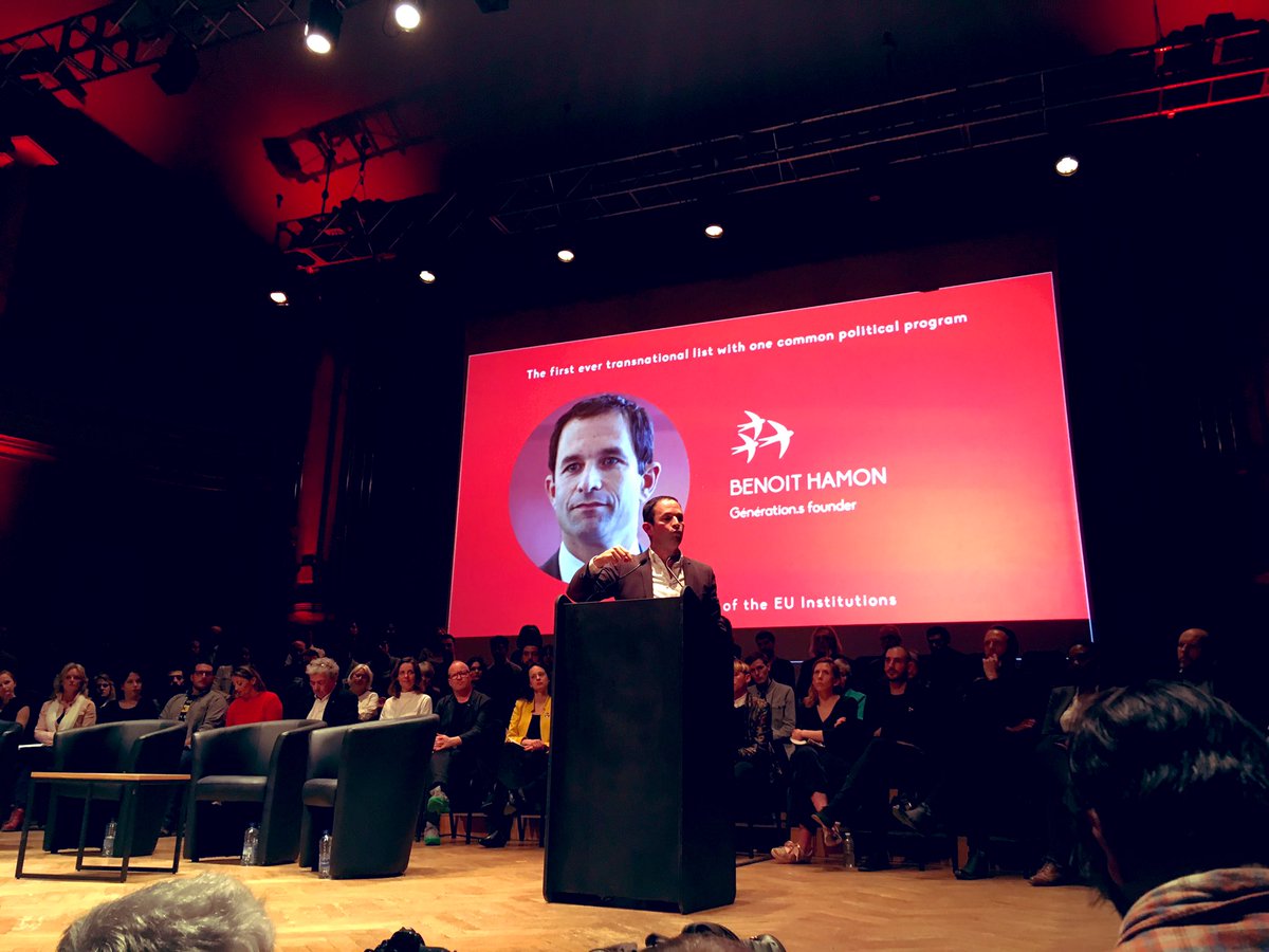 benoithamon's tweet photo. Nous voulons rendre l’Europe libre. Nous ne voulons plus être prisonniers des oligarchies, des technocrates, des obscurantistes. Ici, avec ce parti transnational, écologique, social, démocratique, nous détenons la clef pour ouvrir le cachot ! 
#MeetingEuropeanSpring 
#HopeIsBack https://t.co/5qszHPIgyQ