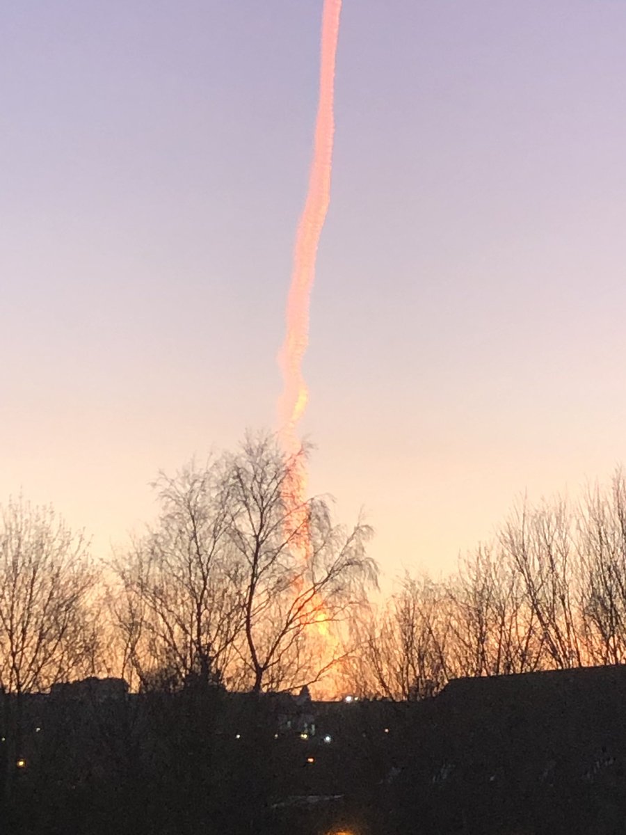 coleygirl66's tweet image. Wow.. never seen this before.. 
#fierysunset
