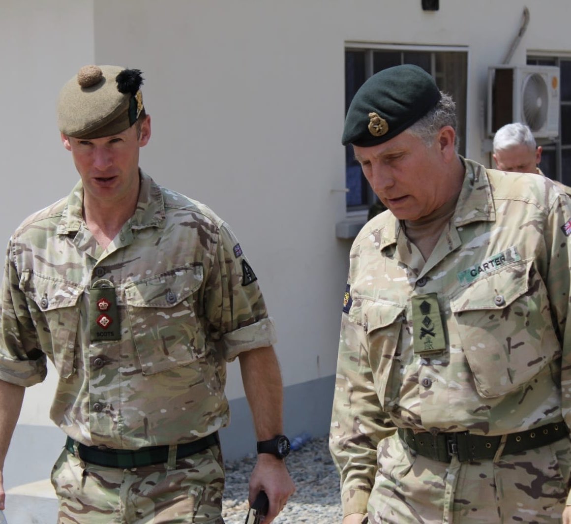 General Sir Nick Carter the Chief of the Defence Staff recently visited the #SpecInf teams conducting enduring training with 707X in Nigeria 🇳🇬. He was accompanied by General François Lecointre, the French Chief of the Defence Staff 🇫🇷.