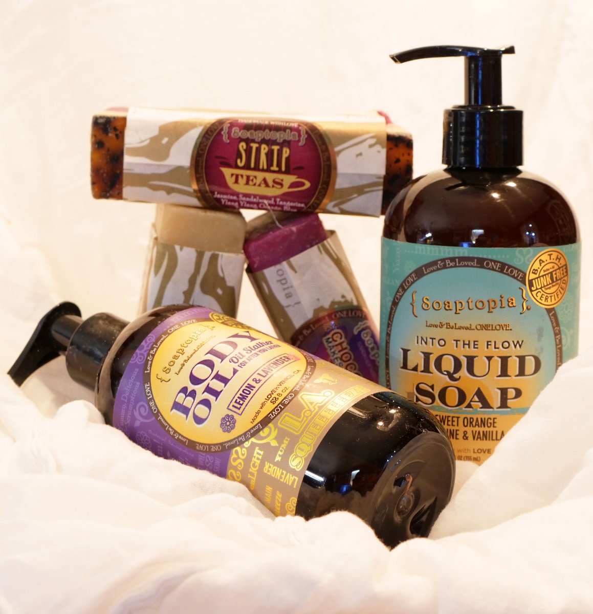 Soaptopia's tweet image. Oil for your canvas - soap for your hands, try Soaptopia's Body Oil Slather and liquid soap today and treat your skin ~ feel the difference! 
#oil #body #love #care #wellness #soap #natural #soaptopia
