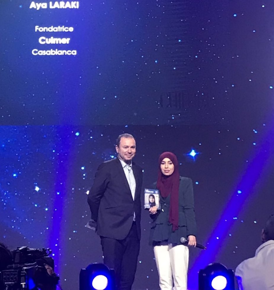 CecileDELETTRE's tweet photo. #10000Startups Félicitations à Aya Laraki de Casablanca qui est la fondatrice de #Cuimer et gagne le 🏆 catégorie Afrique remis par @clecourtier de #BusinessFrance Cette #startup recyclé les déchets de poisson pour en faire des accessoires en cuir. 👏 Go Global #FrenchTech https://t.co/Qsfj6BsOON