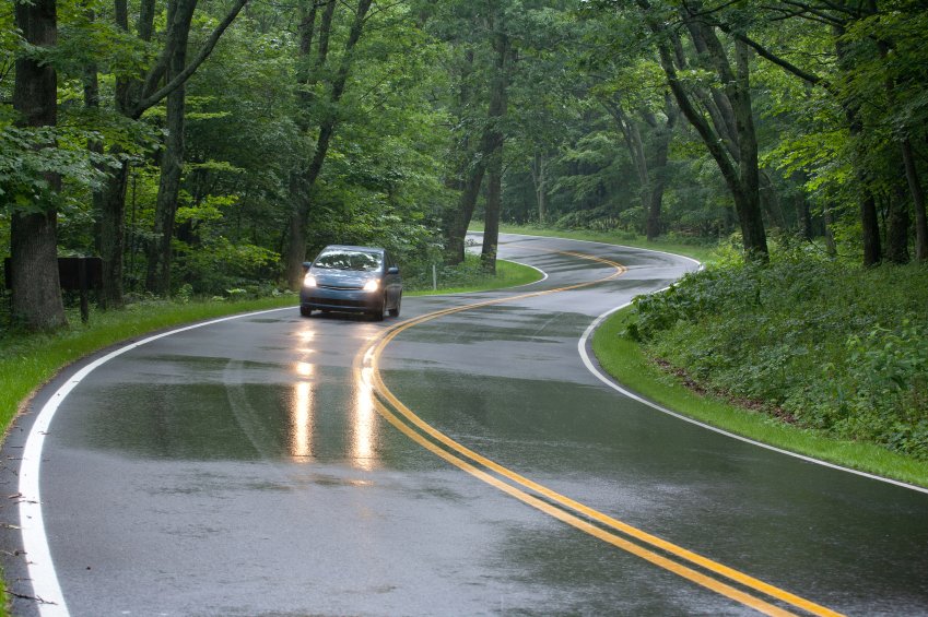 SuthInsurance's tweet photo. Q: Why is spring driving dangerous?
1) Spring rain brings slippery road conditions
2) Winter road wear and tear
3) Animal activity
4) More bicycles on the road
#AskSutherland
https://t.co/YiKNhz52w2 https://t.co/zomVuNGTF1