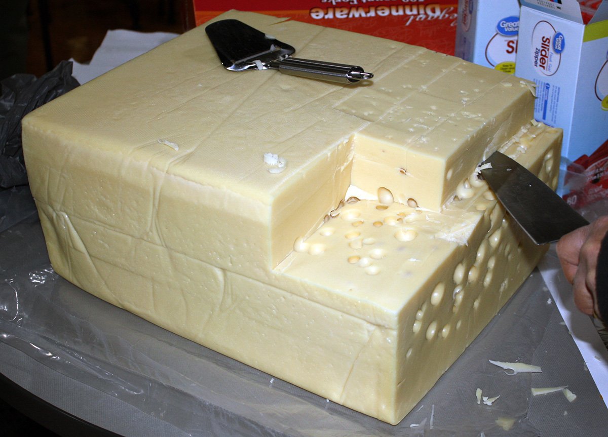 LJBinc's tweet photo. Even among hotdogs & spaghetti, the star of last weekโs #MarchMadness lunch at our Dayton HQ was the 52lb cheese block that LJB CEO Rod Sommer purchased from @Cheesebarn and shared with our regional offices to reward hard work & celebrate early 2019 successes. #WillWorkforCheese https://t.co/que6I5EdQp