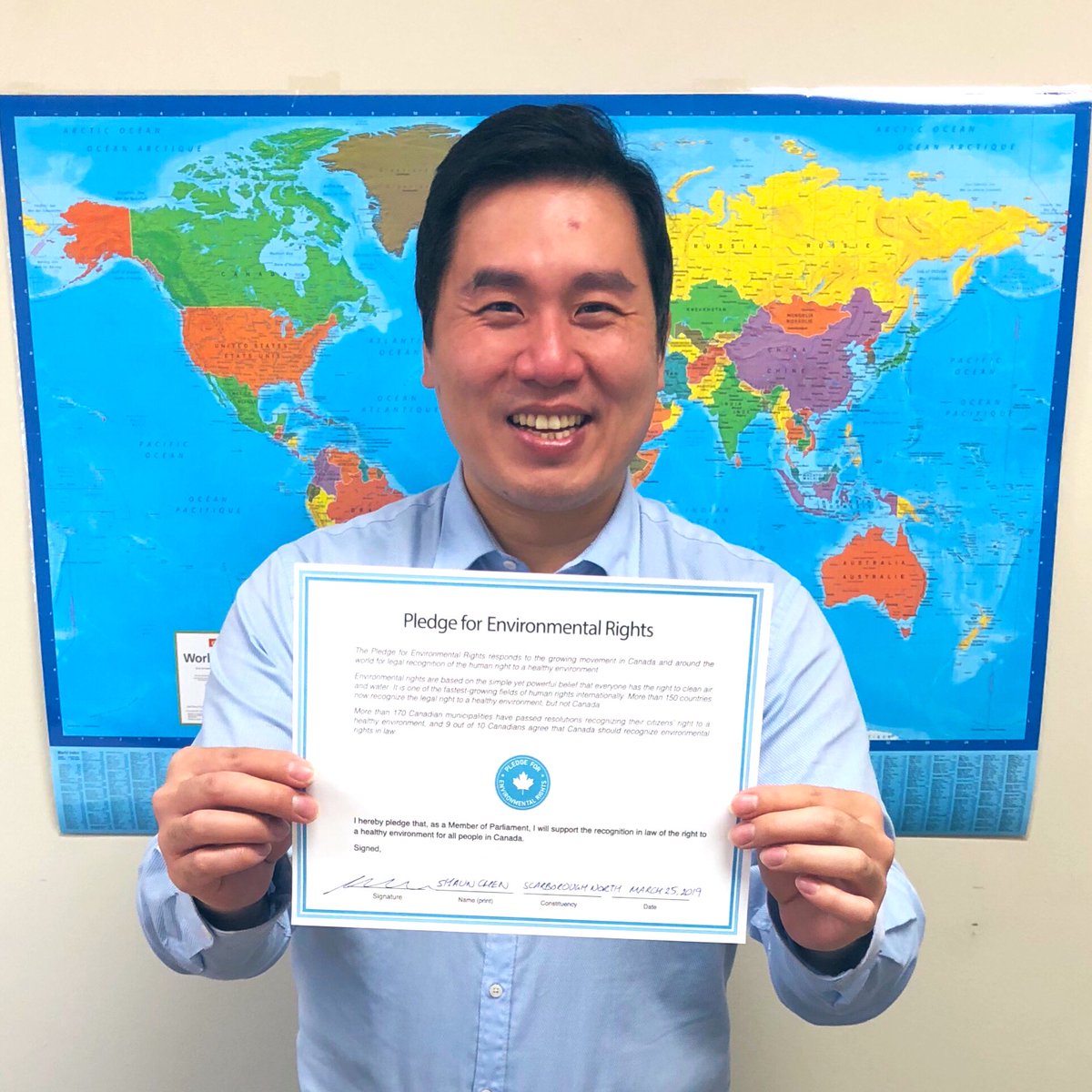 Shaun_Chen's tweet photo. Excited to sign the MP Pledge for Environmental Rights, because everyone has a right to clean air & water - let us all work together to modernize Canadaโs protection of the environment @DavidSuzukiFDN #BlueDot https://t.co/nHJJOnqs7n