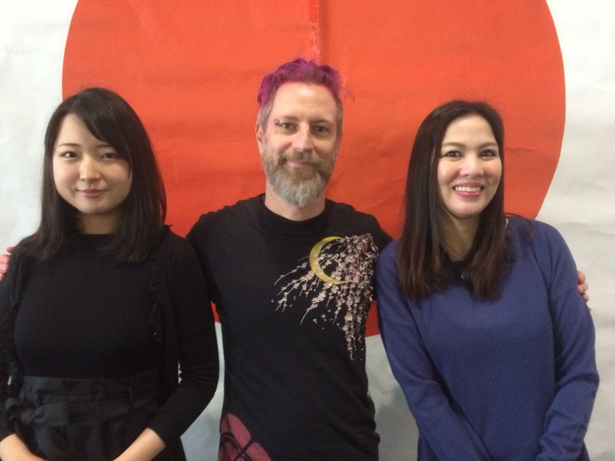 DJshiruKJ's tweet photo. Allo stand Ochacaffè a @becomicspadova con 2 delle nostre standiste che per due giorni hanno dato informazioni, fatto calligrafia e vestizione del kimono... #ochacaffe #becomics #becomicspadova #becomics19 #becomics2019 #Giappone #giapponese #culturagiapponese #linguagiapponese https://t.co/L4r0Qngu2I