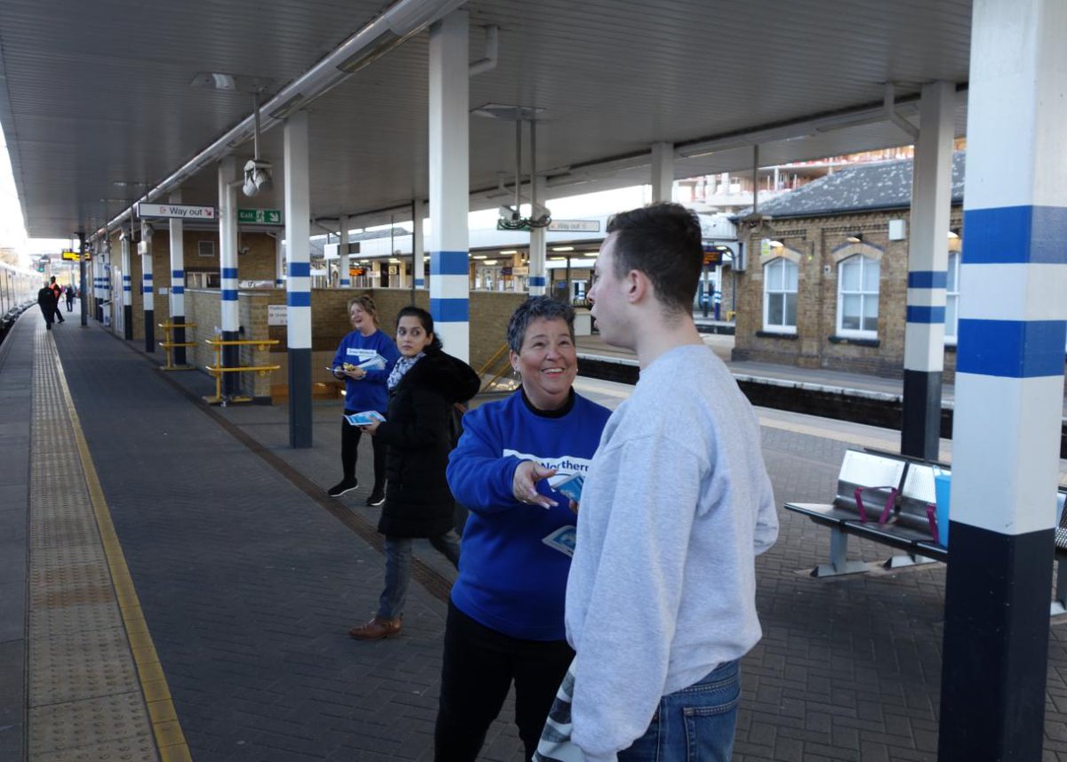 PaulCodd's tweet photo. Back at Finsbury Park in time for a new @GNRailUK Class 717s in the spring evening sunshine. Then chocolates, leaflets and questions with passengers - joining a fabulous team, well known to anyone who joins our Meet the Manager sessions, including Teresa of #Brighton fame! https://t.co/iPYjBajnlU