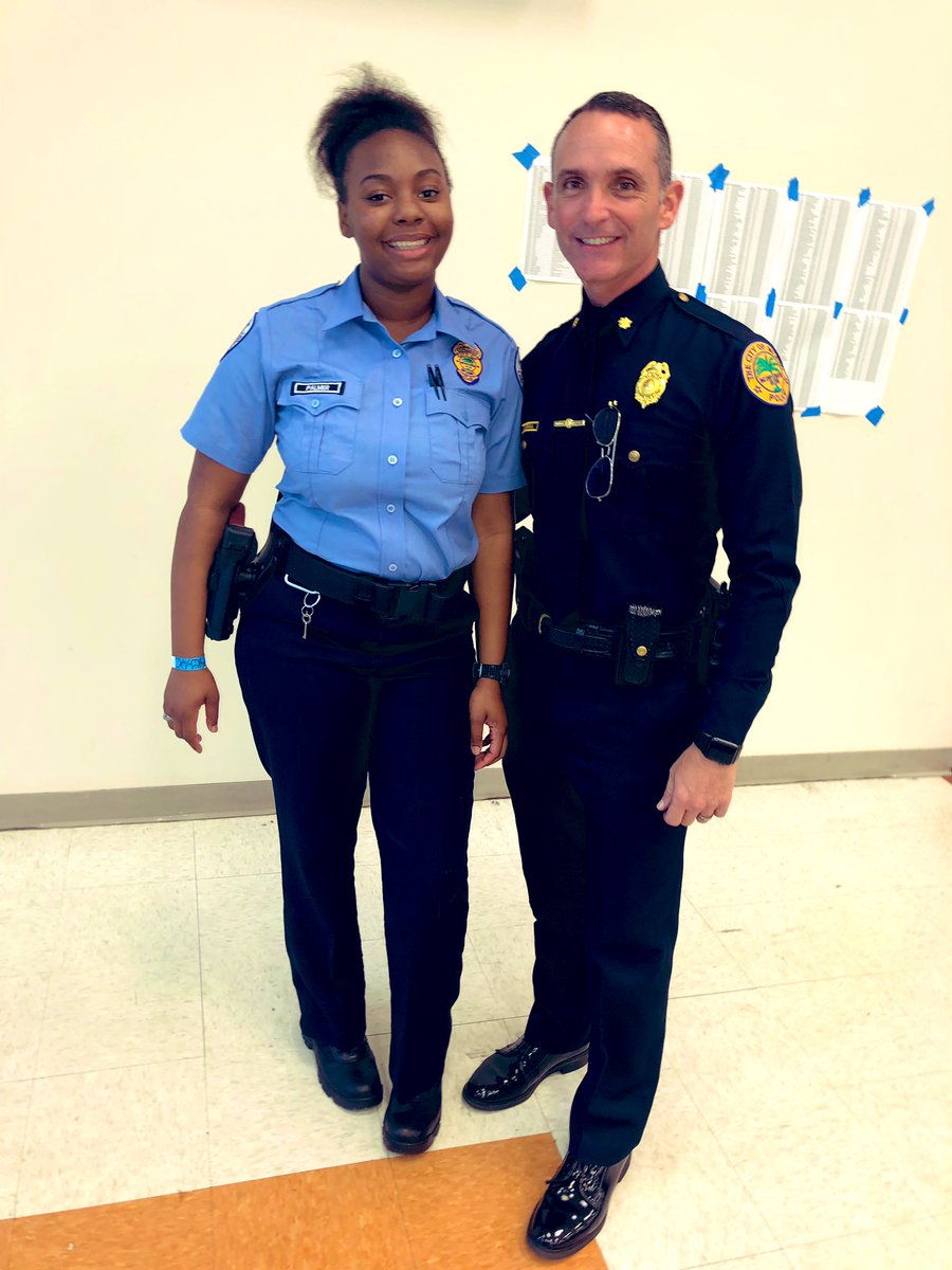 AlbertGuerraMPD's tweet image. These very well prepared @MiamiPD Explorer Cadets are in full competition mode at Hialeah Gardens Sr. High. Very proud of their sacrifice and commitment! Especially during their Spring Break vacation. @CityofMiami @mpdpoliceexplo1