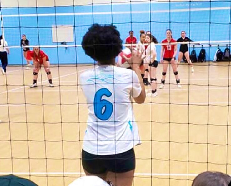 GladysJohnson03's tweet photo. Women’s History Month continues w/@WestoverHS Ladies of G.R.A.C.E. Meet Tia J. Junior 🏐 player, SGA Jr. Class Pres., cheerleader 📣, & S2S member. Future Dr. T. Johnson’s speciality- embryology 🧬 🧪 👶🏽 👩🏽⚕️ #GirlsRepresenting #AllAround #ClassandExcellence @shecamp7 https://t.co/6qwpcDe0Bx