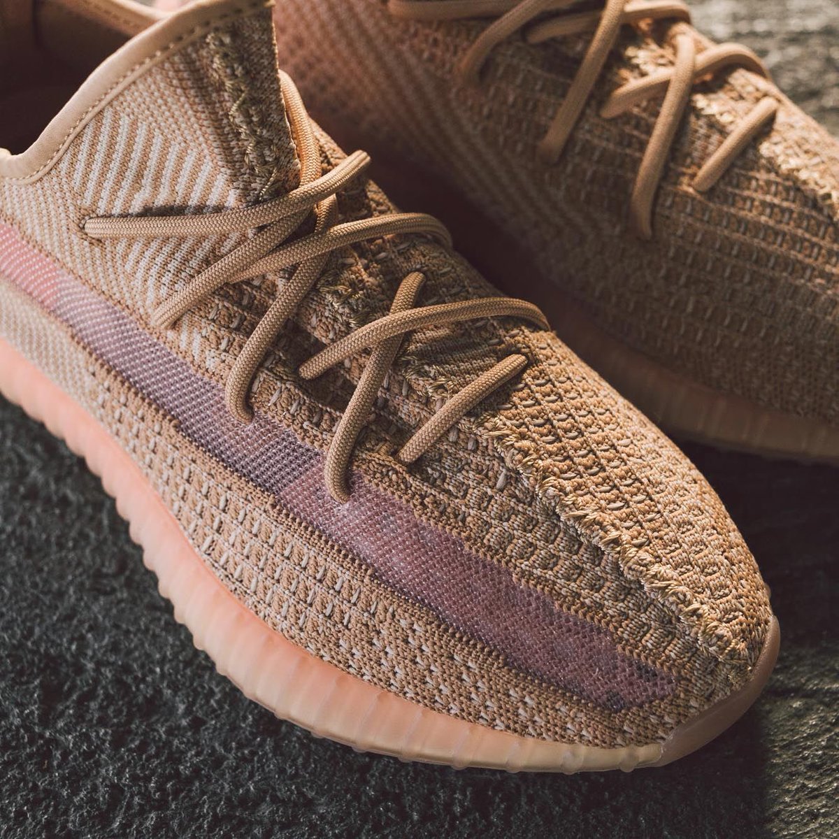 clay yeezy raffle