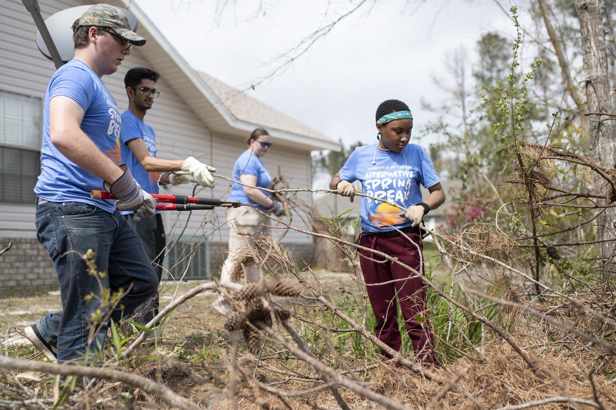 UWF's tweet image. Lending a helping hand is something that #Argos will always do. Eight #UWF students spent their spring break aiding those in need after the devastating impact Hurricane Michael brought to the Florida Panhandle in October 2018. #AlternativeSpringBreak @UWFSI