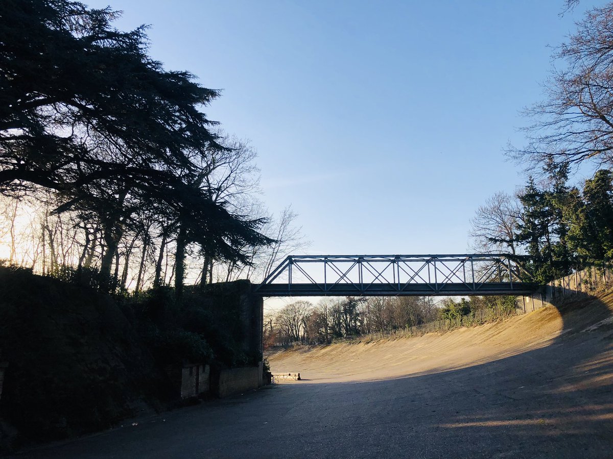 The Earth isn’t Flat #BrooklandsStyle