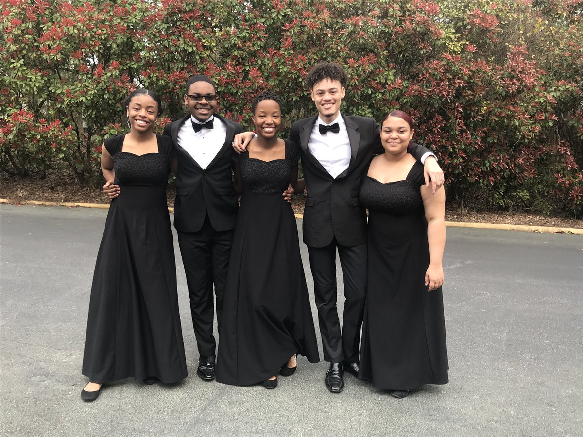 The RVHS Chamber Choir seniors will definitely be missed next year 💜🐎