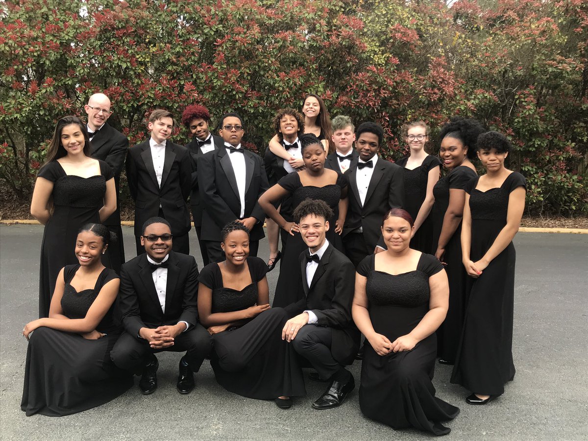After putting our pieces together in a little less than a couple of weeks RVHS Chamber Choir scored a rating of Superior.