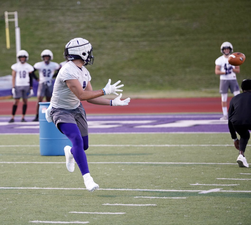 SFA_Football's tweet photo. We’re back! 🏈

 #AxeEm #BelieveInTheVision https://t.co/lbjWgQOOIw