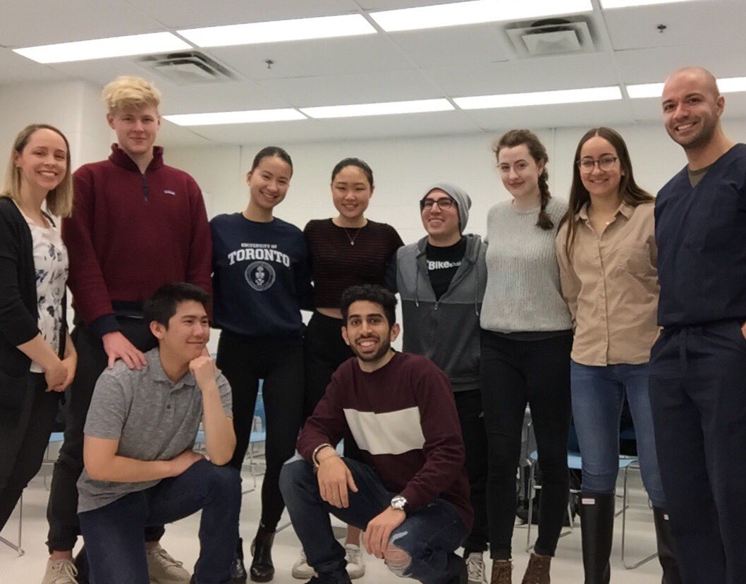 DBentleyPhD's tweet photo. Last week we celebrated (with 🧁!) another successful year with a GREAT group of @UofTKPE professional placement #prosectors. Thank you to these incredible students for making the year a blast!!! 👏
It was A LOT of forearms & knees...but we made it through!!
#anatomy #dissect https://t.co/ebCn1Yhmcv