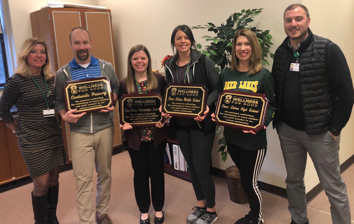 deerlakessd's tweet photo. Earlier today, on behalf of the Deer Lakes Wellness Committee and @Act4HlthyKids, resident Becky Rinker issued plaques to each of the school district's schools honoring them for their commitment to student wellness initiatives. 
https://t.co/lVm8IYeVx8 
#DLProud #WellnessForGood https://t.co/pZAgCgKlw0