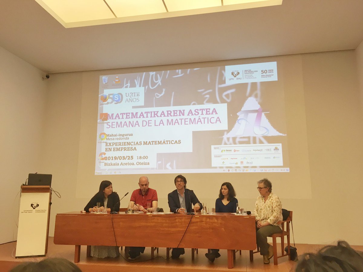 idaejin's tweet photo. Josean Lekue jefe de los servicios médicos del @AthleticClub sobre la apuesta del club por las matemáticas de la mano de @BCAMBilbao. Comienza la semana de las #matematicas. Mesa redonda: "Experiencias matemáticas en la empresa". 50 aniversario de la @ztf_fct @upvehu https://t.co/OcgaoedRDv