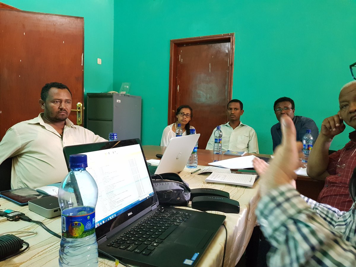 EmmaOmics's tweet image. Fantastic collaboration with the EIAR chickpea team on modernizing  crop breeding programs to increase the rate of genetic gain, funded by The Bill and Melinda Gates Foundation. A great day at Debre Zeit with Nigussie and his team, @SorgGuy, @DrHikov and other @QAAFI colleagues.