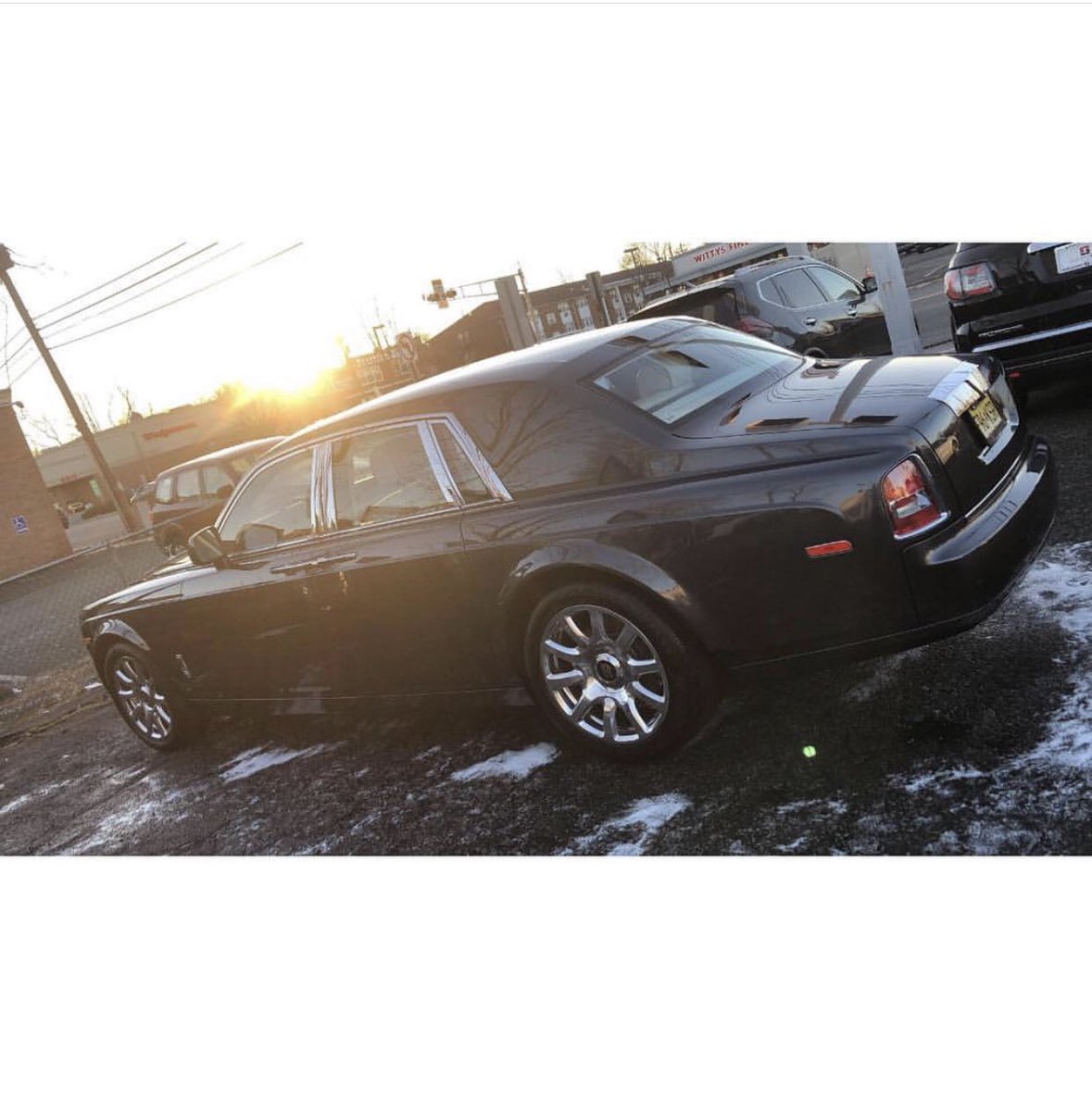 ProdigyWash's tweet image. Rolls Royce booked an appointment for a prodigy shine  book yours today 973-725-4594 #prodigymobilewash #prodigyshine #mobilewash