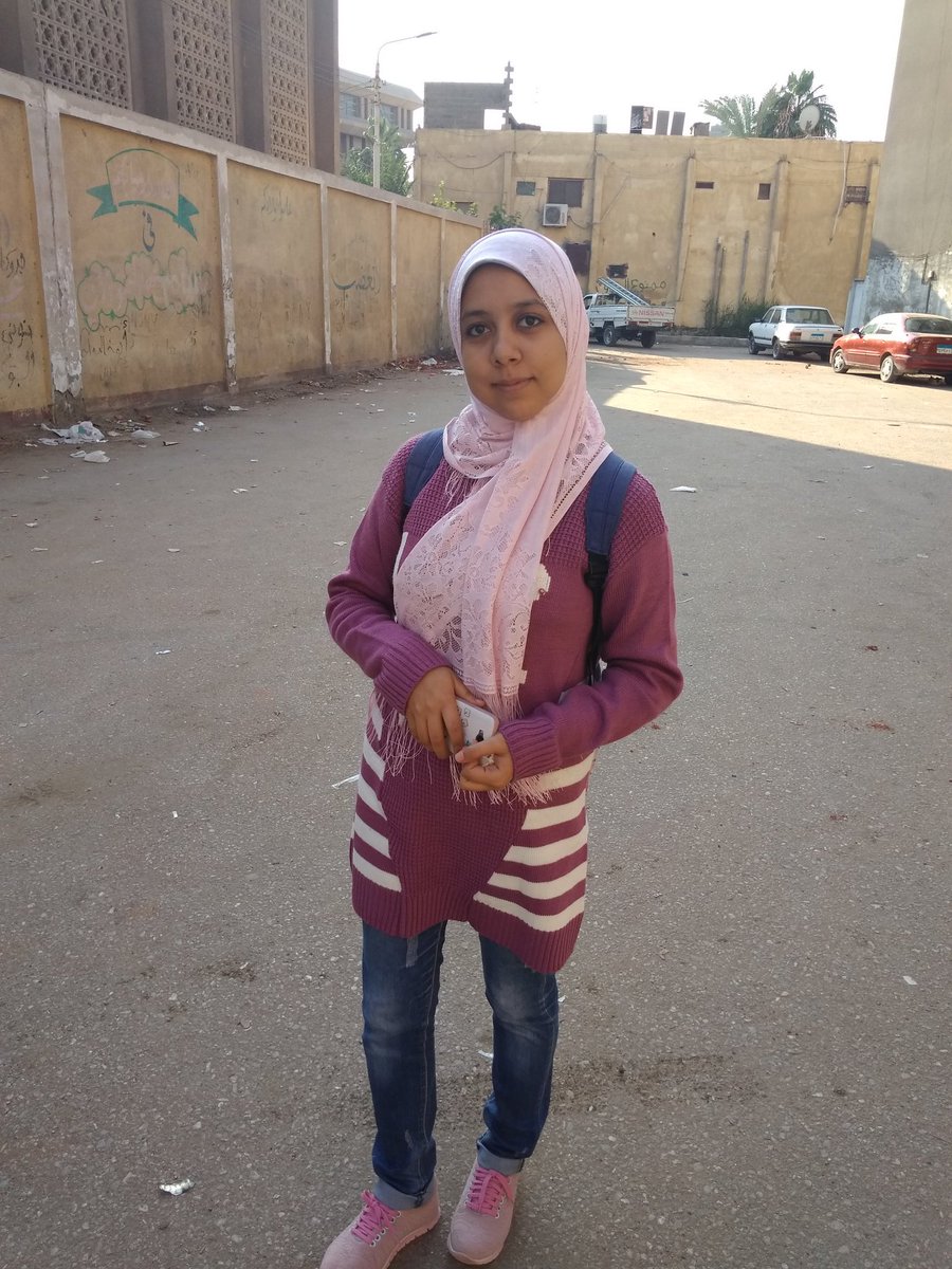 mona33035451's tweet photo. بالحجاب ولا من دون لسة فيه تاني https://t.co/jCz8Mmrvxk