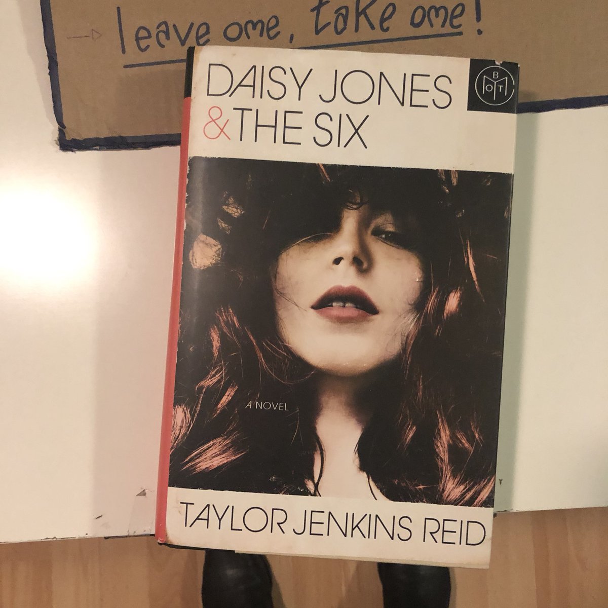 18. Daisy Jones & The Six - Taylor Jenkins Reid