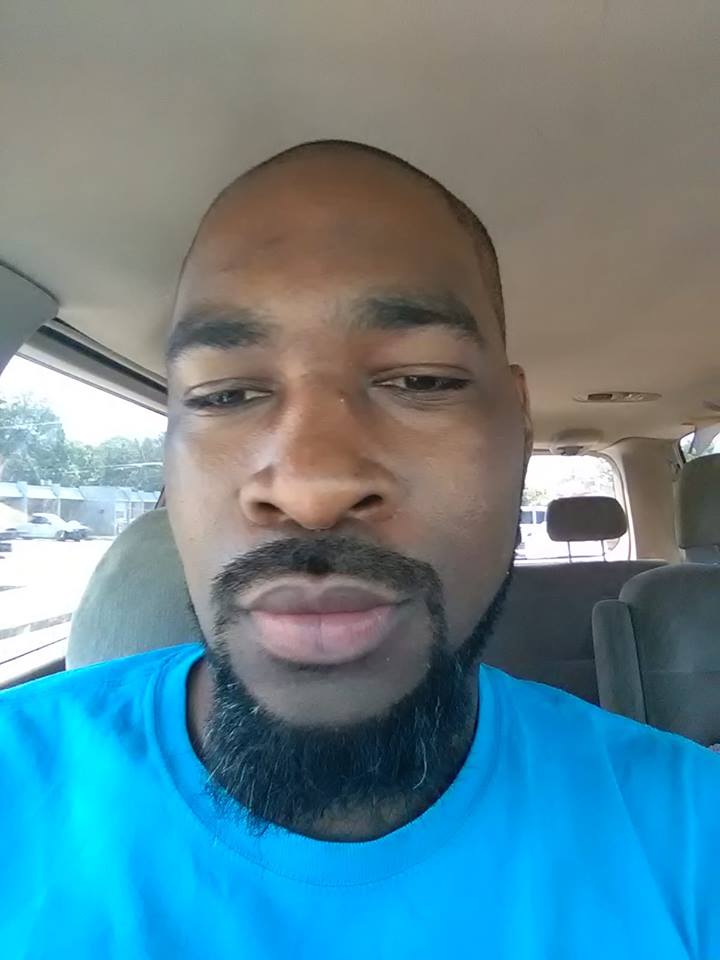 Solomon33John's tweet photo. JUSTICE FOR #DanquirsFranklin ✊🏿 #EnoughIsEnough #BlackLivesMatter #BurgerKing #IFearForMyLife
We Must #PoliceThePolice #CMPD https://t.co/i8iOLfXGy6