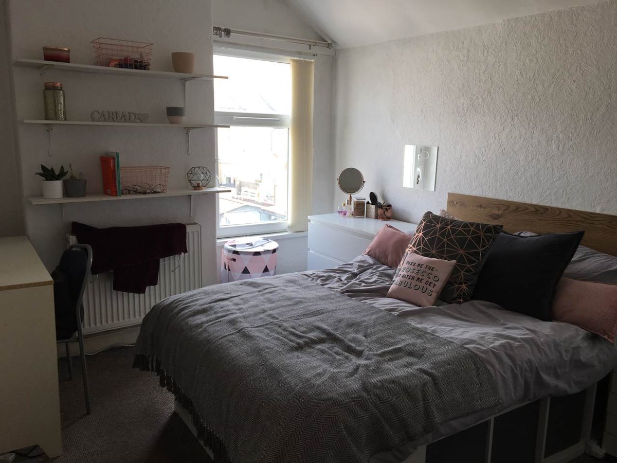 Cardiff Student Letting tweet media