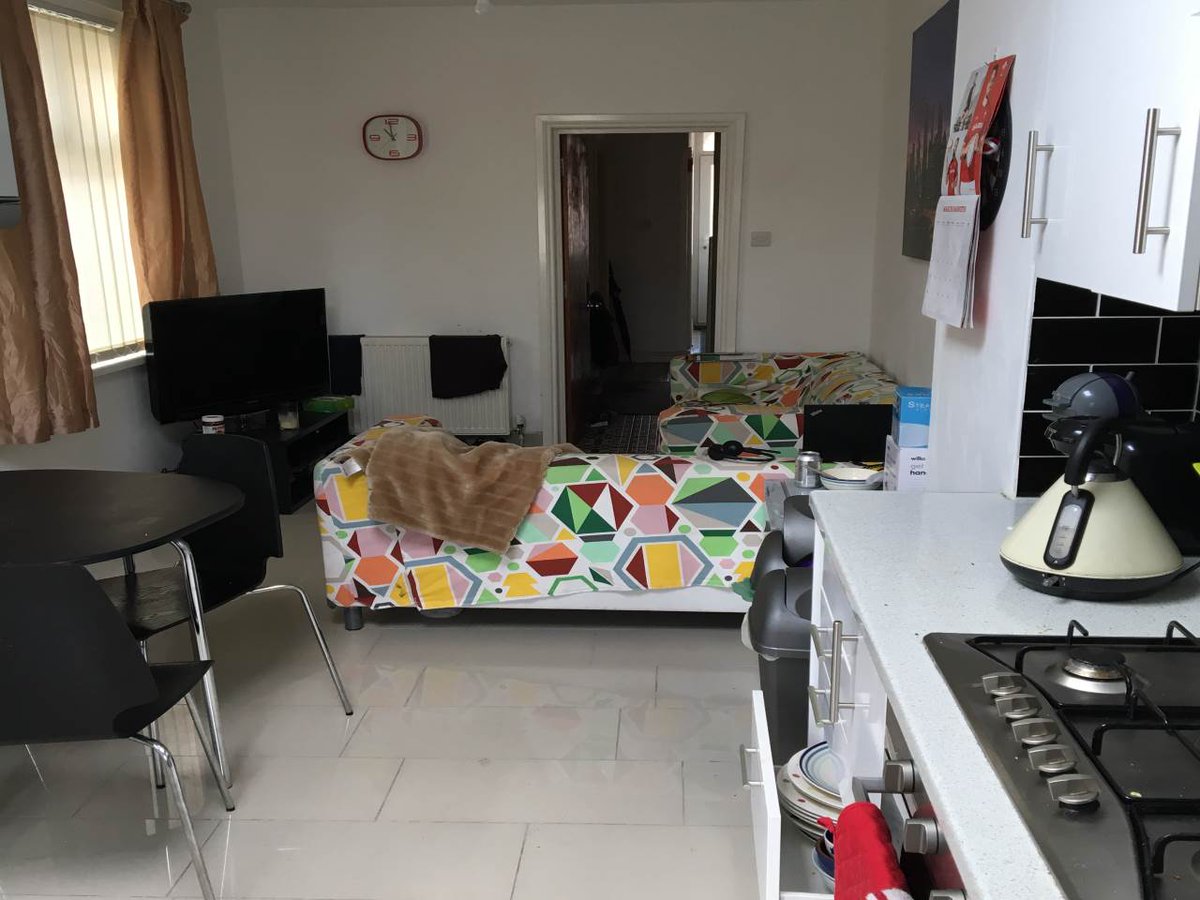 Cardiff Student Letting tweet media