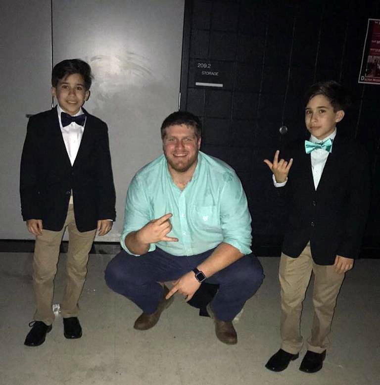 ptppros's tweet photo. Meet DJ Brandon Driggers! As you can see, DJ Brandon has fans of all ages! His goal is to make your event one that they will never forget. Show some love for our #PartyTimeProductions DJ Brandon Driggers!!!🎉🎉 
.
.
.
#partytime #ptppros #evententertainment #eventdj #partydj https://t.co/FHSfNbXa6B