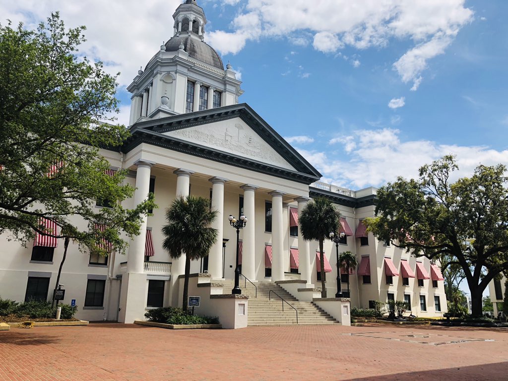 IamMarilynShaw's tweet photo. It’s a beautiful day in Tallahassee! Thank you @ChrisLatvala for supporting #SPCollege and meeting with #LeadershipSPC today! @spcnews https://t.co/QhDXNCZS2E