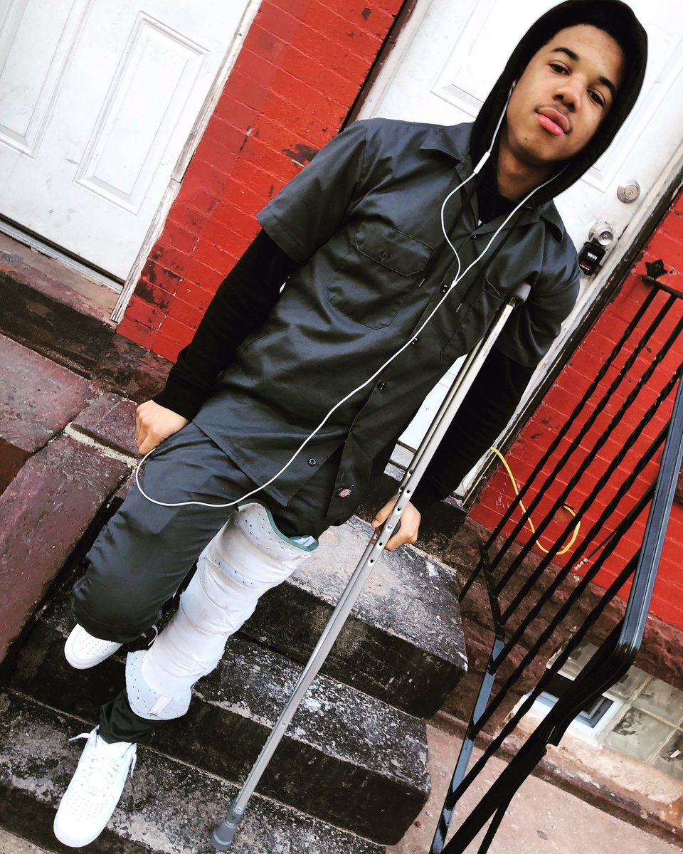 GzGotti's tweet photo. I had a plan flipping them bundles I felt like the man 💯🎱 https://t.co/BwGvaTodrp