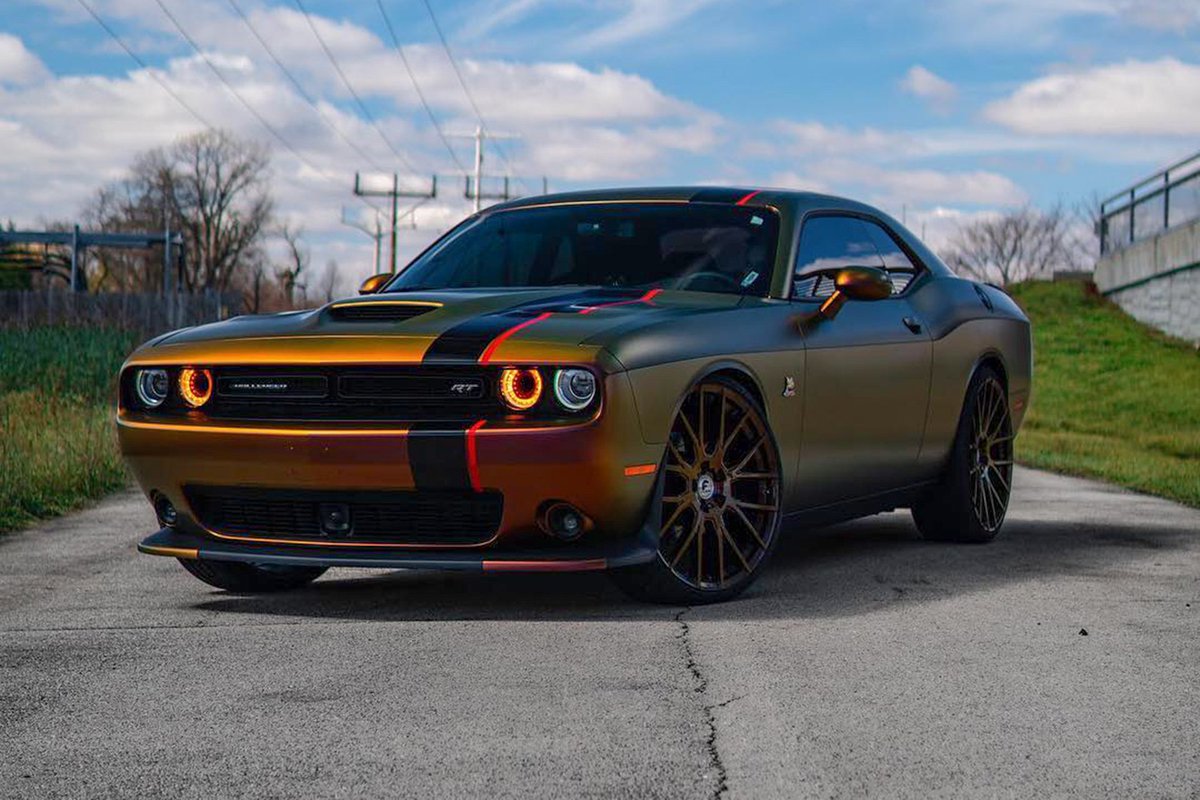 ForgiatoFlow's tweet photo. Dodge Challenger on Forgiato Flow Wheels ⚡️ https://t.co/XDOHUqVD9a