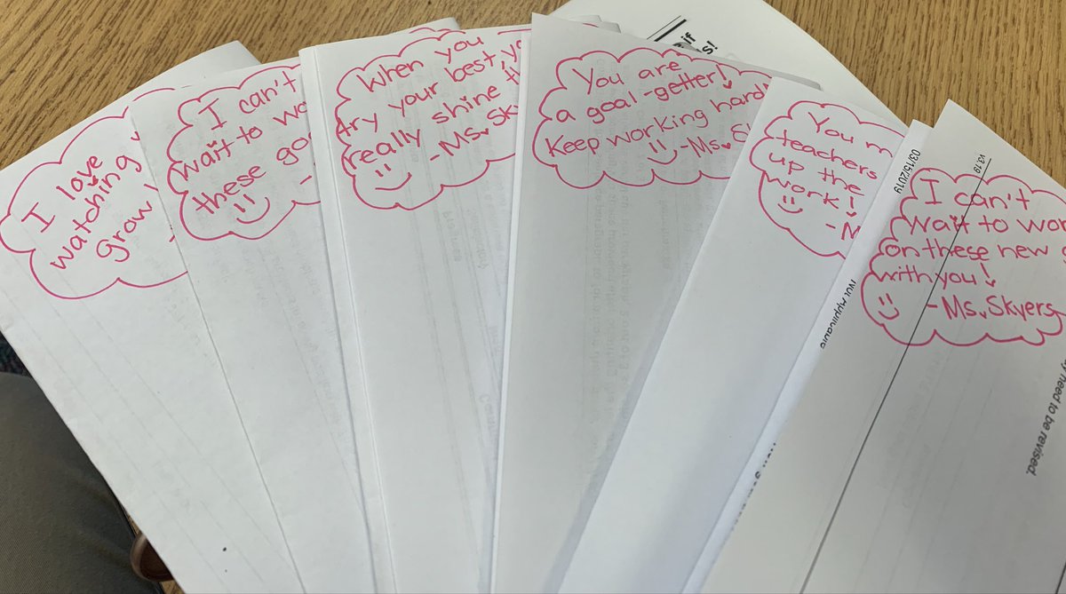 TeachStrong2020's tweet photo. No matter how the day started or what happened in between, I made a choice to focus on the positive today. It all started when a sweet note and gift from a kiddo. This led me to write sweet notes on progress reports. Negative vibe begone!#PostiveThoughtsOnly https://t.co/QIEcM5D2tb