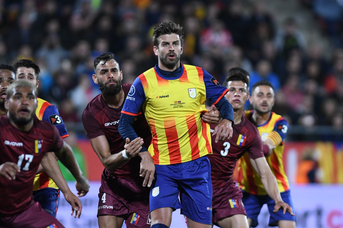 Piqué, ante Venezuela (Foto: GFC).