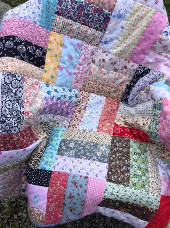 QuiltsforDreams's tweet photo. @WeAreRetroGirls thank you for sharing my work and quilts #sharingiscaring #quiltsfordreams #unique #quiltedthrows #chairthrows #unique #giftideas #giftsformum #choices #findmeonetsy #etsyshop #buyonetsy #etsyseller
https://t.co/im7erDcj0E https://t.co/f0BGesVVk6