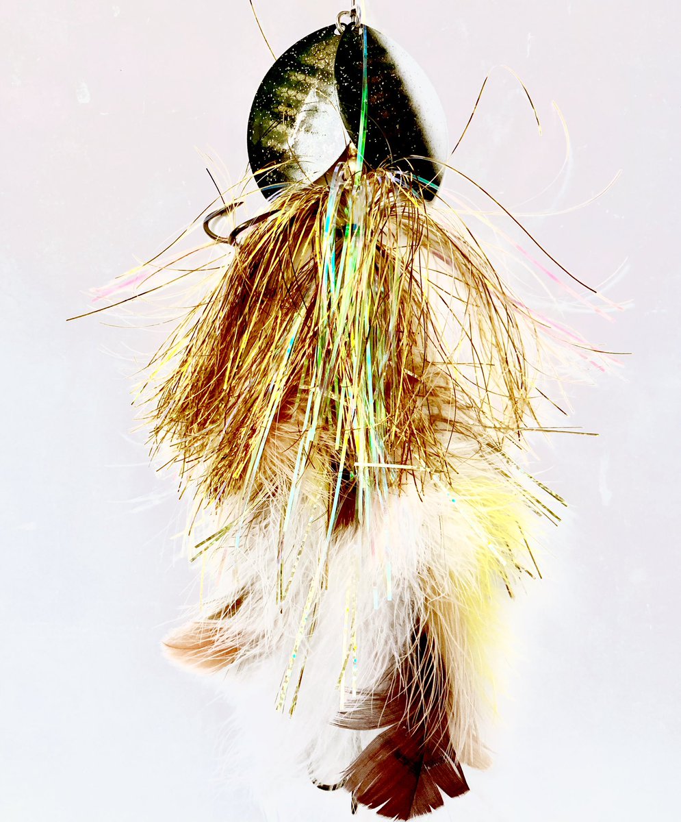 👀👀 this WalleyeBomb is pretty cool looking. 
12-15” marabou and flashabou, 2x 5/0 trebles, 3.5 oz and completely custom painted blades.
Who wants to throw this?

PikeDreamers.com

#pikefishing #muskylures #muskylure #muskyfishing #muskie #muskiefishing #pikedreamers