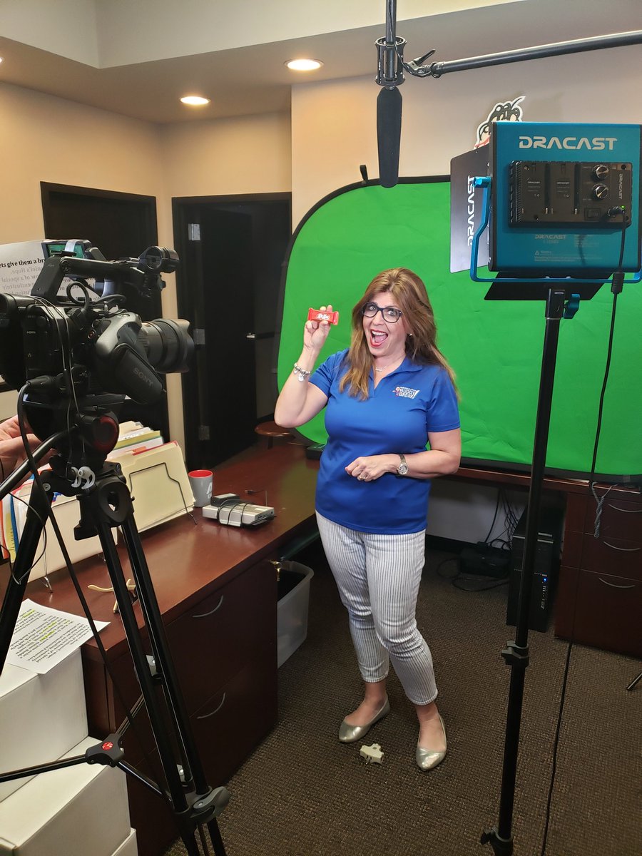 NathanielsHope's tweet photo. Today our office is doubling as the Nathaniel's Hope Studio! :) #respite #studio #kidmin #fammin #BuddyBreak #outreach https://t.co/OFmnADiiiU