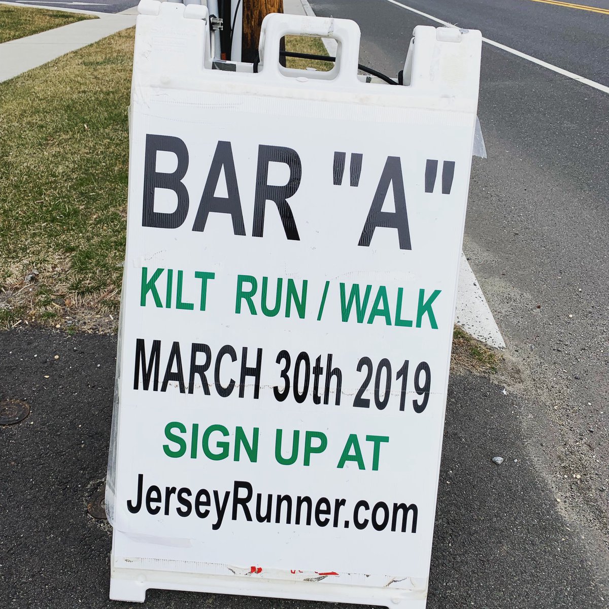 DoctorTeeShirts's tweet photo. Will we be seeing you at the @BarA_NJ Kilt Run on Saturday? @DoctorTeeShirts will be there! #baranticipation #kiltrun #runnj #jerseyrunner #belmar https://t.co/Sn7fAYDKrr