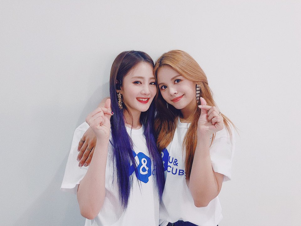 CLCBrazil_'s tweet photo. [ TRAD IG ] 190325 #CLC #Sorn:

"Unnie tailandesa e Dongsaeng tailandesa 💕 
น้องลงเเล้ว พี่ขอลงบ้างละกัน 555 กับคุณนายมินนี่จ้าาา 
Tirei uma foto com minha irmãzinha perdida 💋 
#UnitedCube #UCubeConcert #Japão #ThaiLine #เเทกุกไลน์"

https://t.co/s4HgHXnj0b https://t.co/BFQdN70B8T
