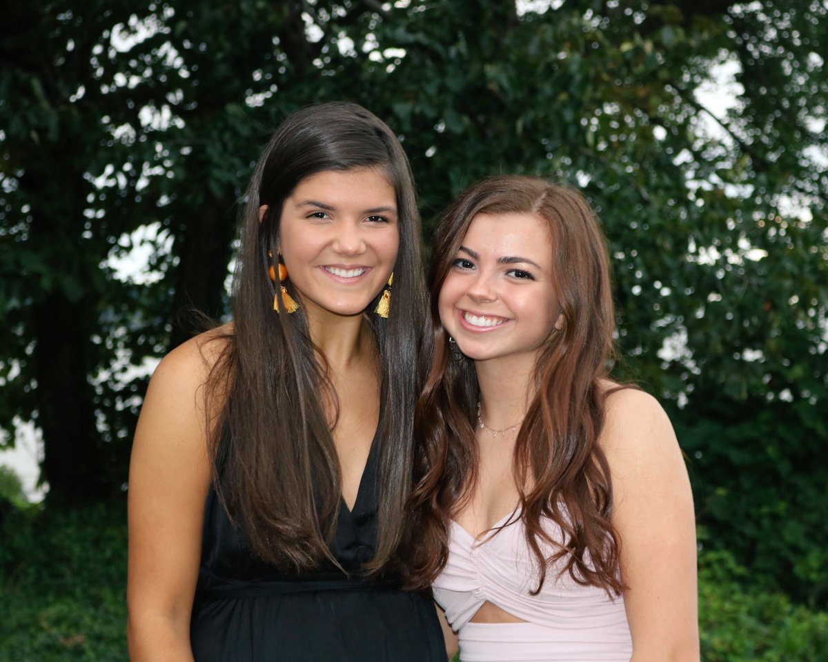 charstohr's tweet photo. Happy birthday Pike!!!! Hope you have the best day love uuu💗💗 @alexandrapike_ https://t.co/Wfa7pDo5tI