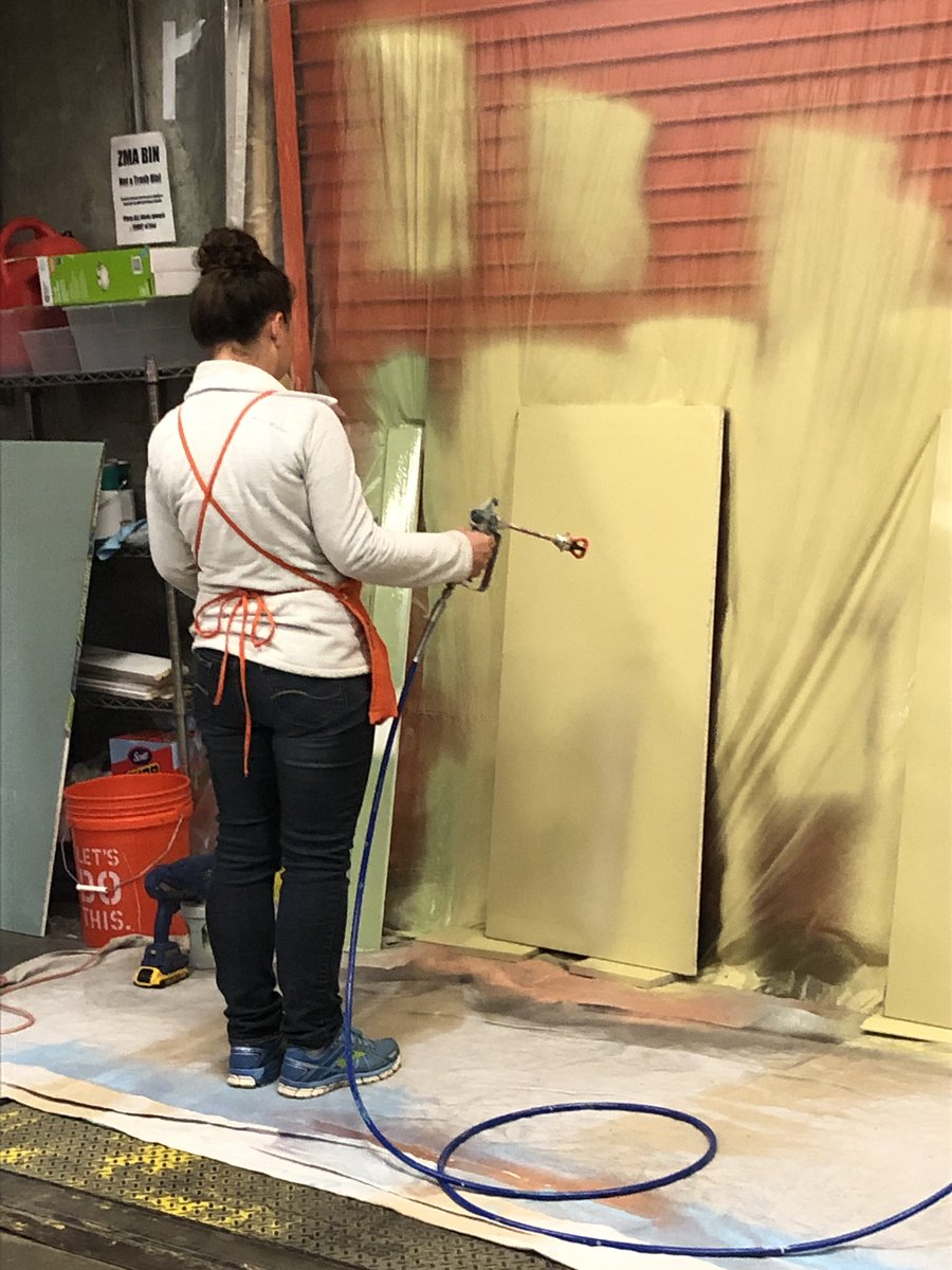 Bolton_Tara's tweet photo. Associates from 2714, 2739, 2772, and 2779 enjoyed the spring Behr paint training at @HomeDepot2739 last week! Thanks to @GracoInc @BehrPaint @fred_behr for all the great info and practical knowledge! #behrpaint #propaint #letsdothis https://t.co/XAVe6olVel
