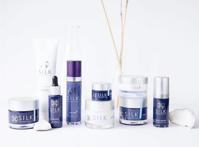 Read about how #EvolvedbyNature uses their patented technology and sustainably sourced product, Activated Silk, in their incredible skincare line @SkincarebySilk. Read more in @thezoereport bit.ly/2FpEUFT