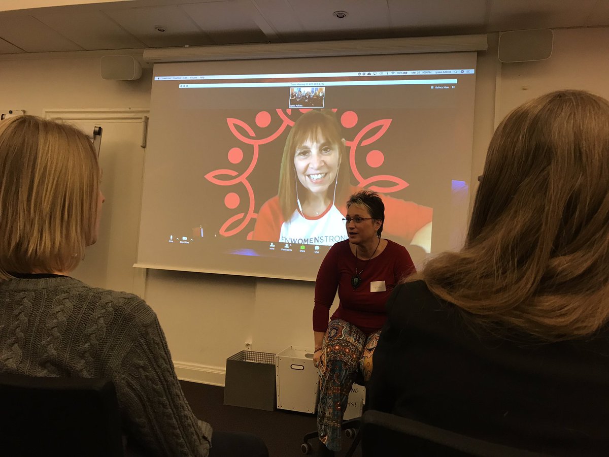 ”There is something going on!” 🙌🏻👏🏻Thank you for a great evening <a href="/yassalsundman/">Yassal Sundman (يسل)</a>, @lyssaadkins, @carolynadragon, <a href="/CrispSweden/">Crisp</a>, and @tenwomenstrong! #womenintech #womeninagile #tenwomenstrong #leadership #leadershipdevelopment