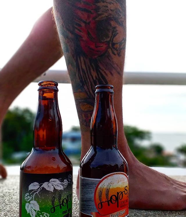 hops_22's tweet photo. Seguimos de temporada !!! Una Hops para este calor, en la ciudad o en la playa !!! -
-
-
#craftbeer #cervezaartesanal #cerveza #birra #craftbeerporn #beerporn #instabeer #beerme #beergeek #Hops22 #beertraveler #beernerd #beerstagram #beergram #beerlovers… https://t.co/83R29eGrlt https://t.co/0HFz8SJoW7