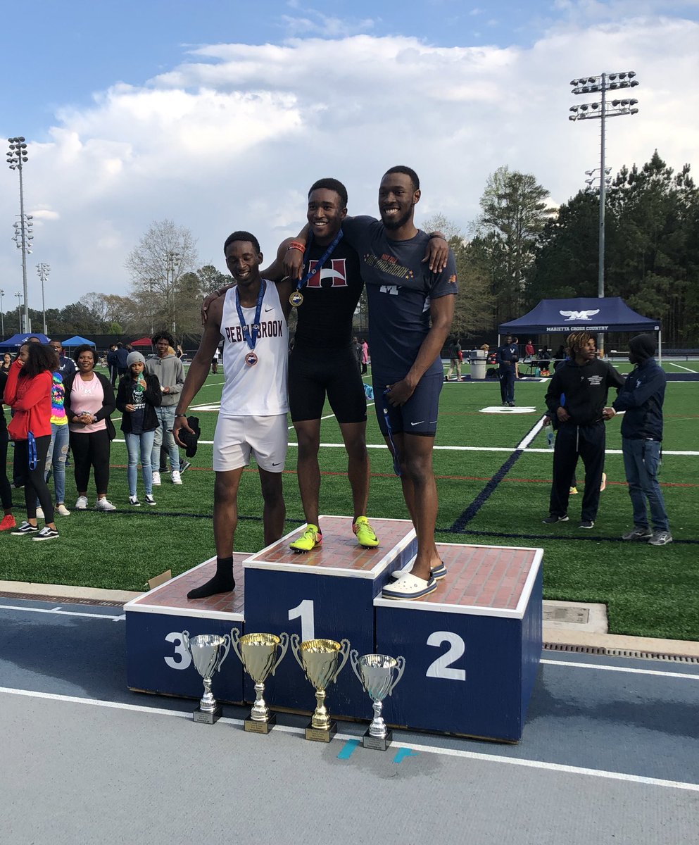 brooksquadTFXC's tweet photo. Senior Kibren Moore just broke the 400 meter school record in a time of 49.09 at the Cobb County Championships. #brooksquad #moreleftinthetank #bronzemedal https://t.co/4b7fr1tt2C