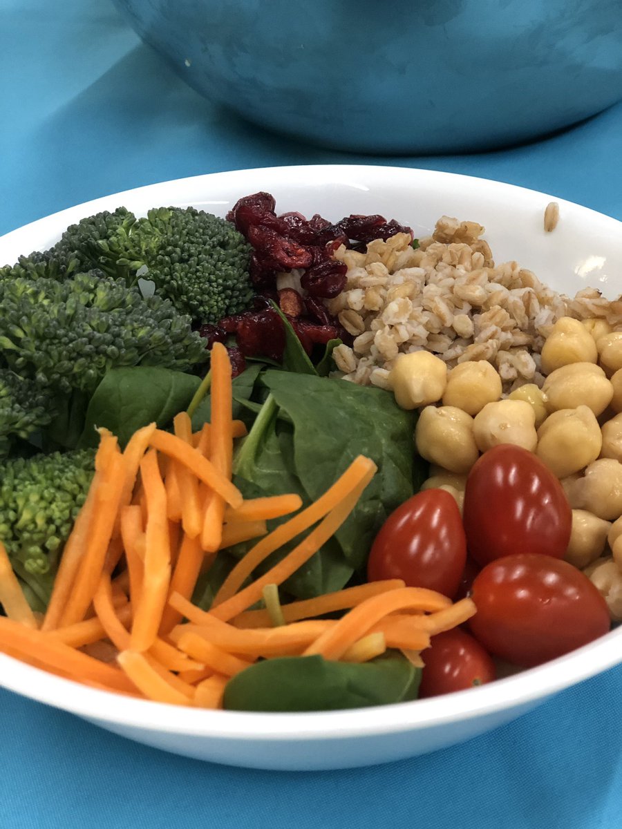 UTexasDining's tweet photo. These bowls 😍 Mediterranean, Asian and Tex-Mex! #NationalNutritionMonth #CookWise https://t.co/ZPkW598kGi