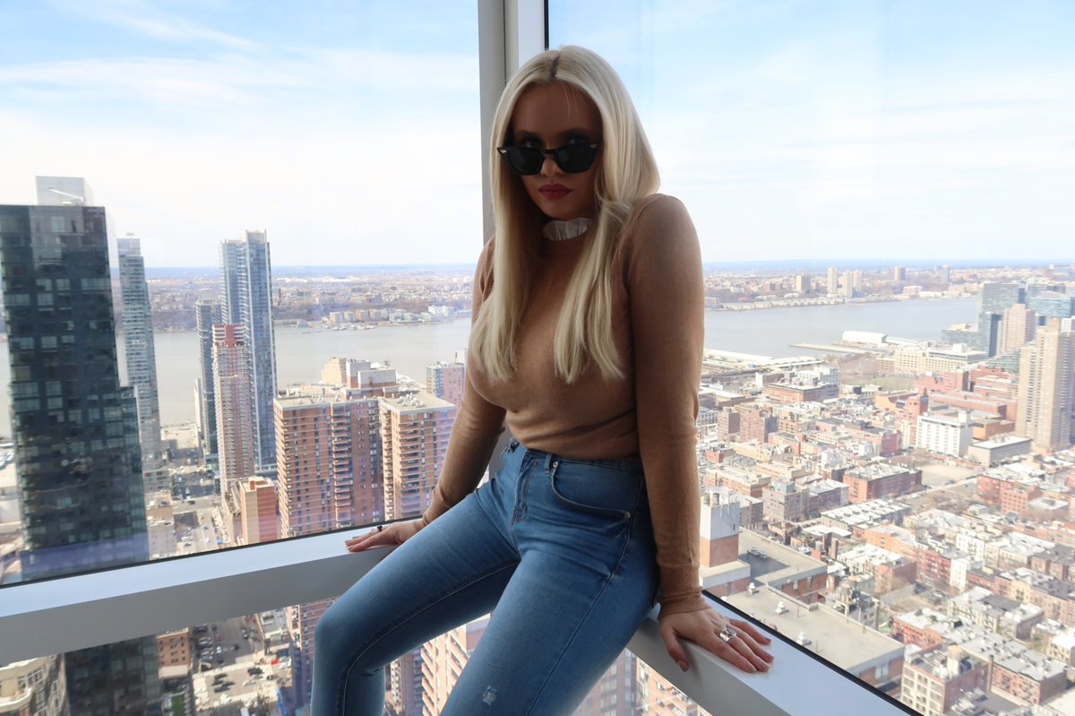allisimpson's tweet photo. you not wanting me, was the beginning of me wanting myself.. thank you https://t.co/lbmoKs5LP6